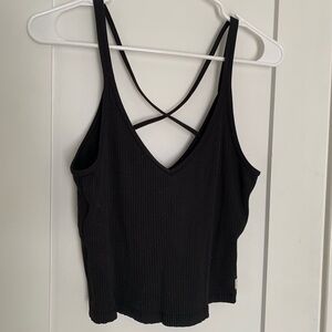 53. Size Medium VUORI Black Ribbed Tank